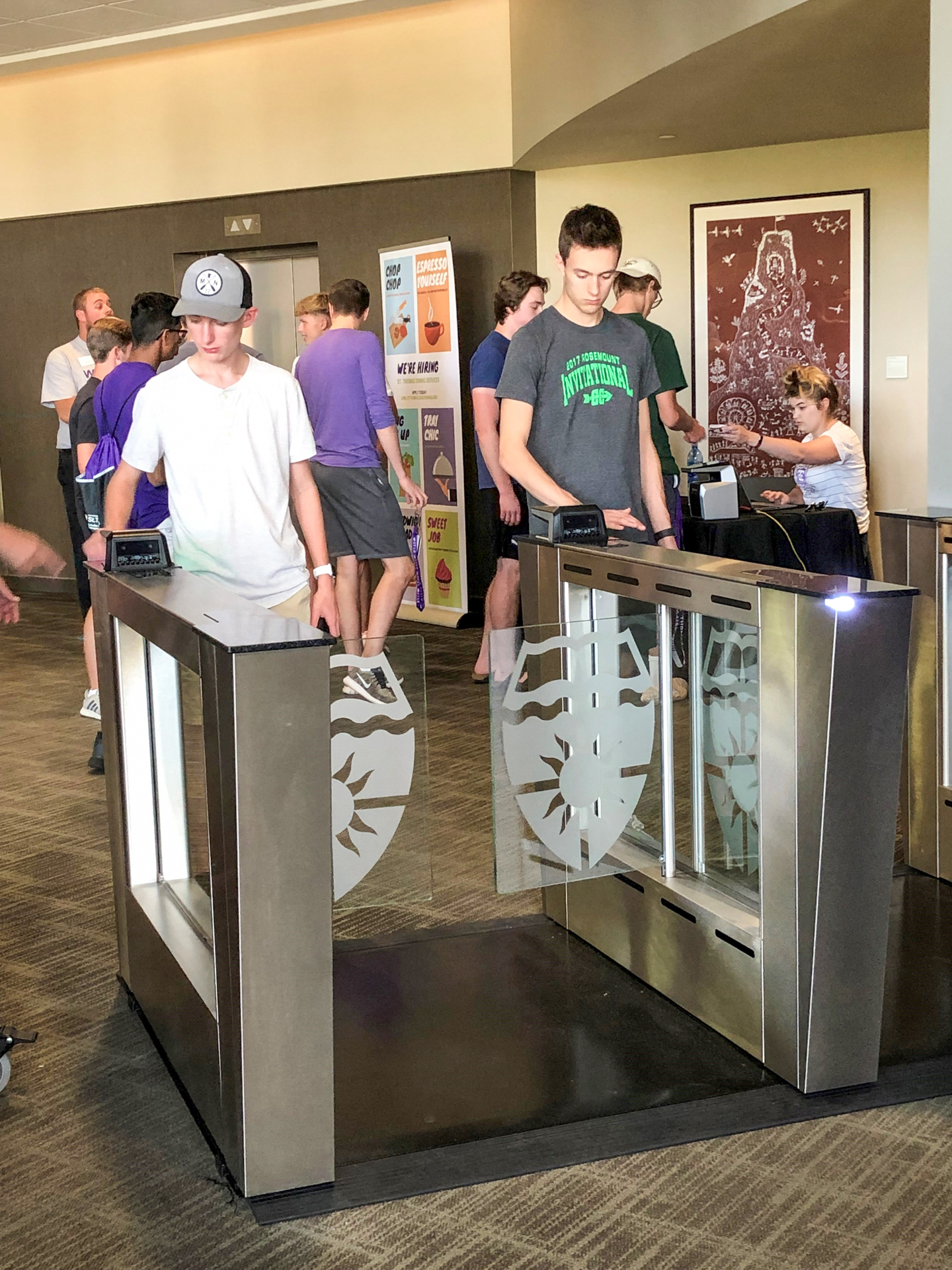 Fast Track Dining Touchless Turnstiles For Expedited Access